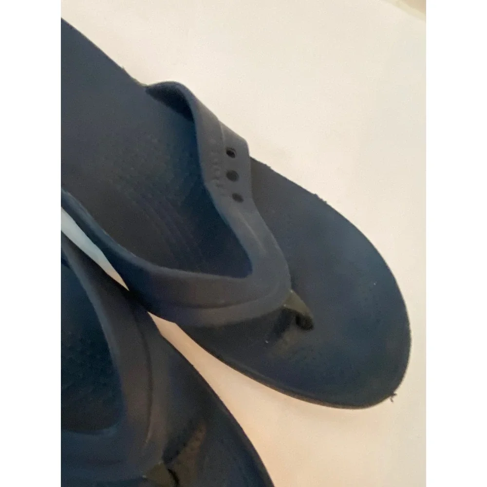 Crocs Athens Flip Flops Navy Blue Womens Size 10 Comfort Thong Sandals‎